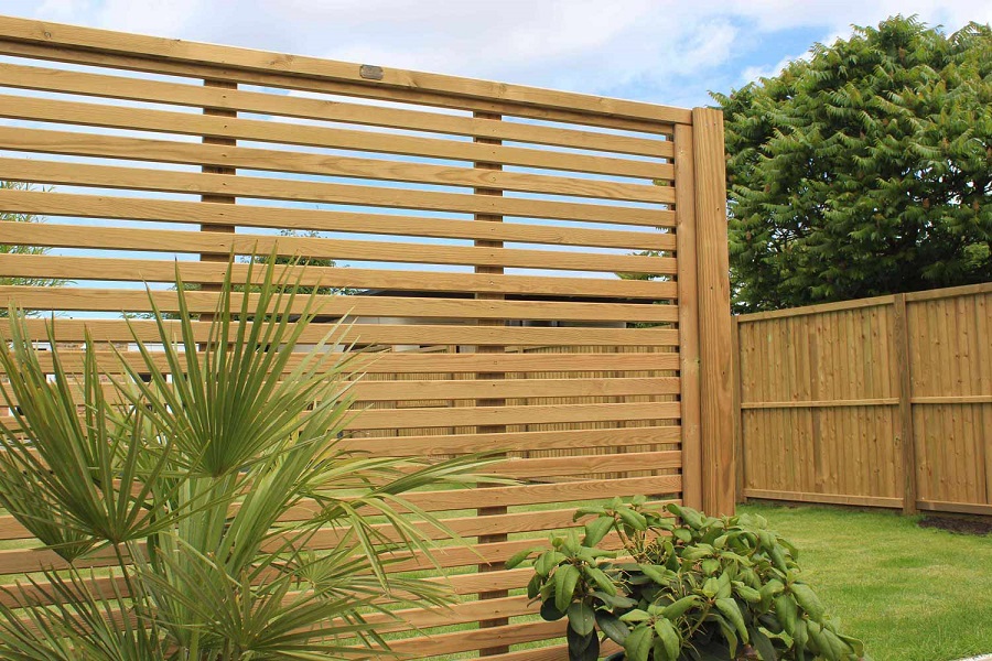 Venetian Fence Fitters near me in Stirling Venetian Fence Fitters near me in Stirling